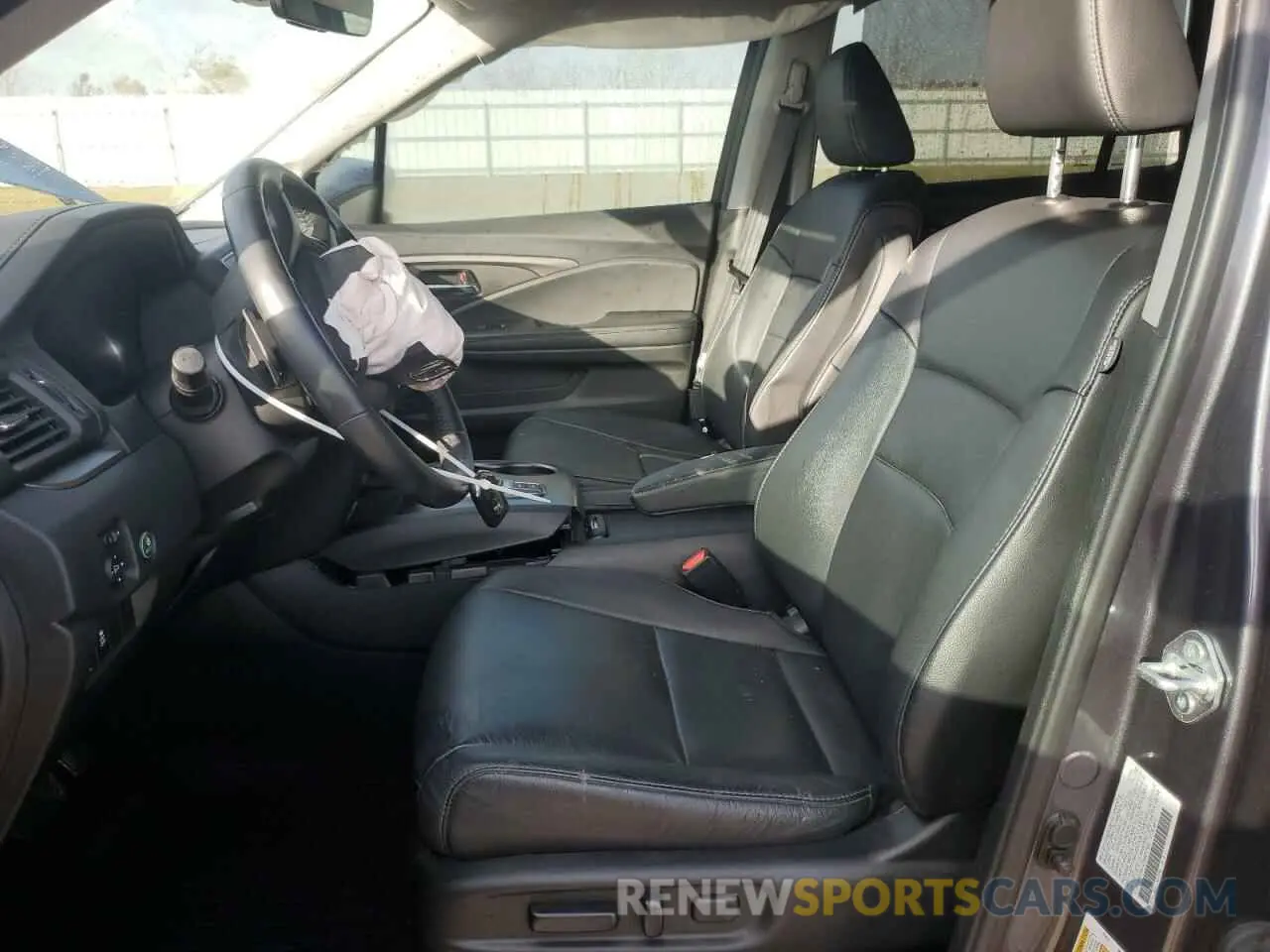 7 Photograph of a damaged car 5FNYF5H27NB017990 HONDA PILOT 2022