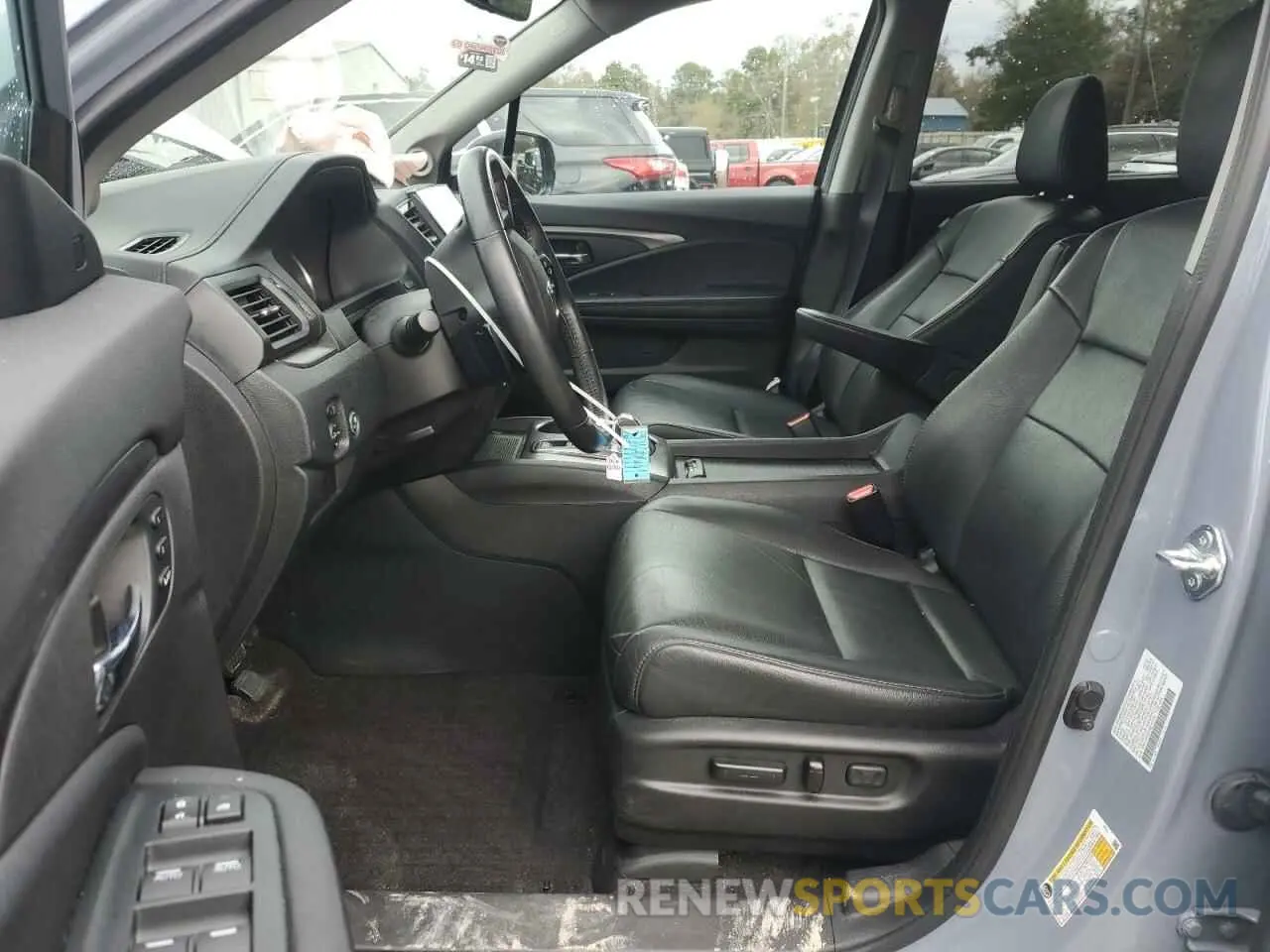 7 Photograph of a damaged car 5FNYF5H2XNB035139 HONDA PILOT 2022
