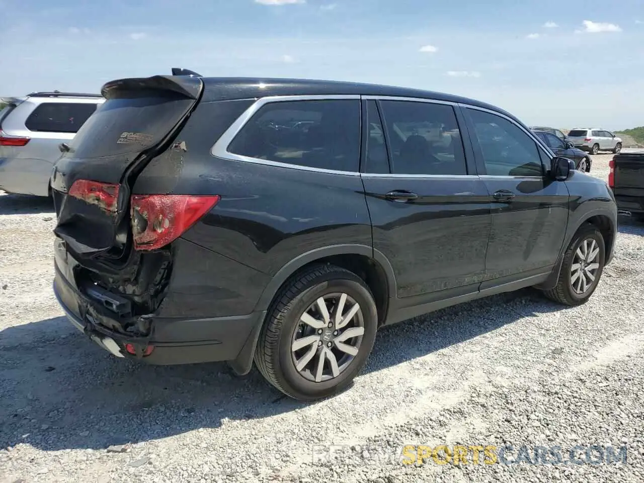 3 Photograph of a damaged car 5FNYF5H51NB038747 HONDA PILOT 2022