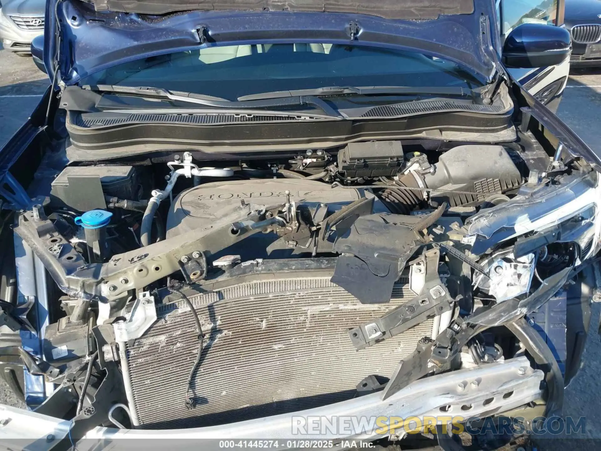 10 Photograph of a damaged car 5FNYF5H53NB006169 HONDA PILOT 2022