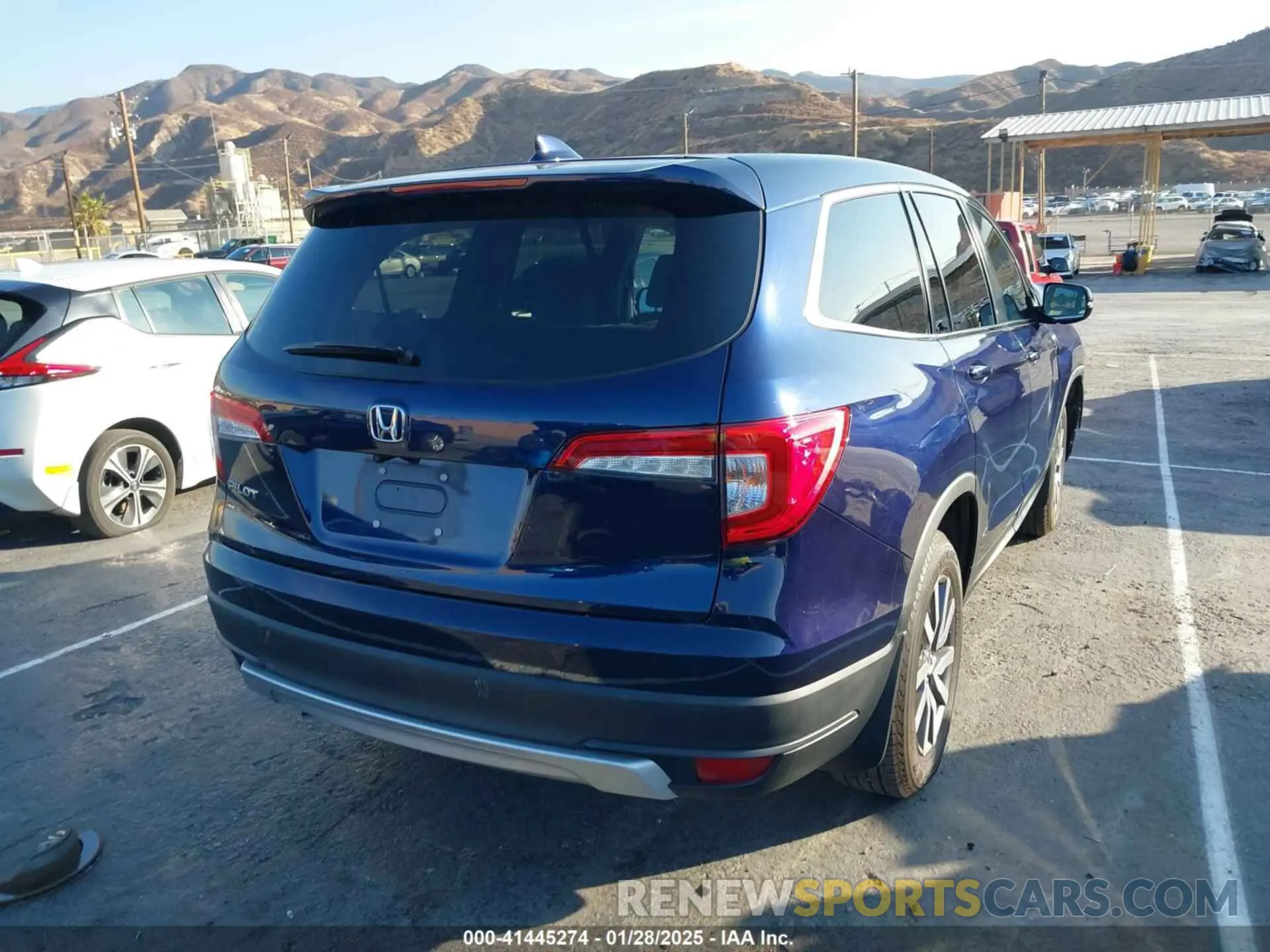 4 Photograph of a damaged car 5FNYF5H53NB006169 HONDA PILOT 2022
