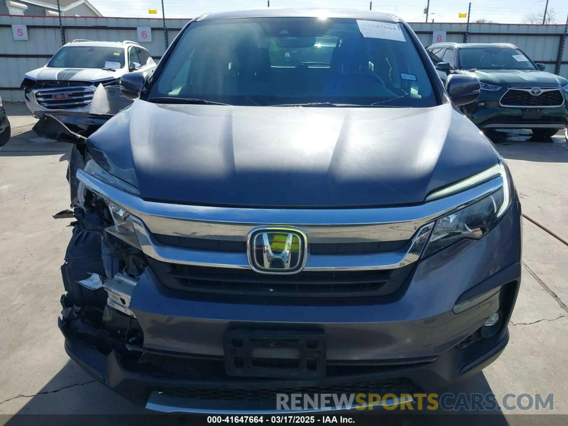 13 Photograph of a damaged car 5FNYF5H54NB036328 HONDA PILOT 2022