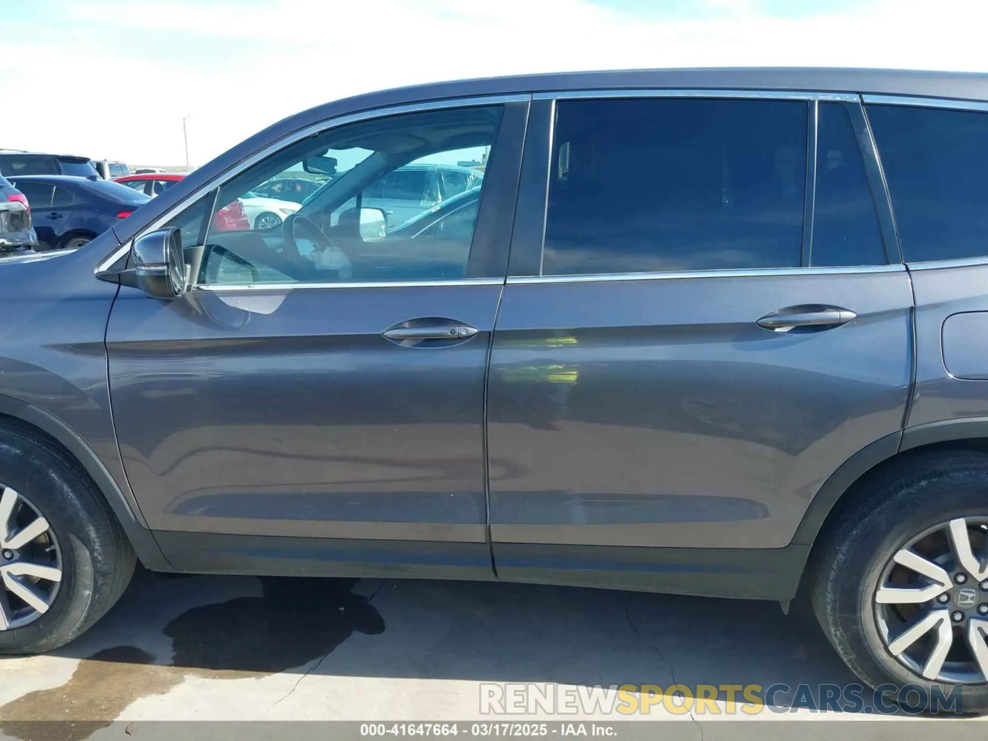15 Photograph of a damaged car 5FNYF5H54NB036328 HONDA PILOT 2022