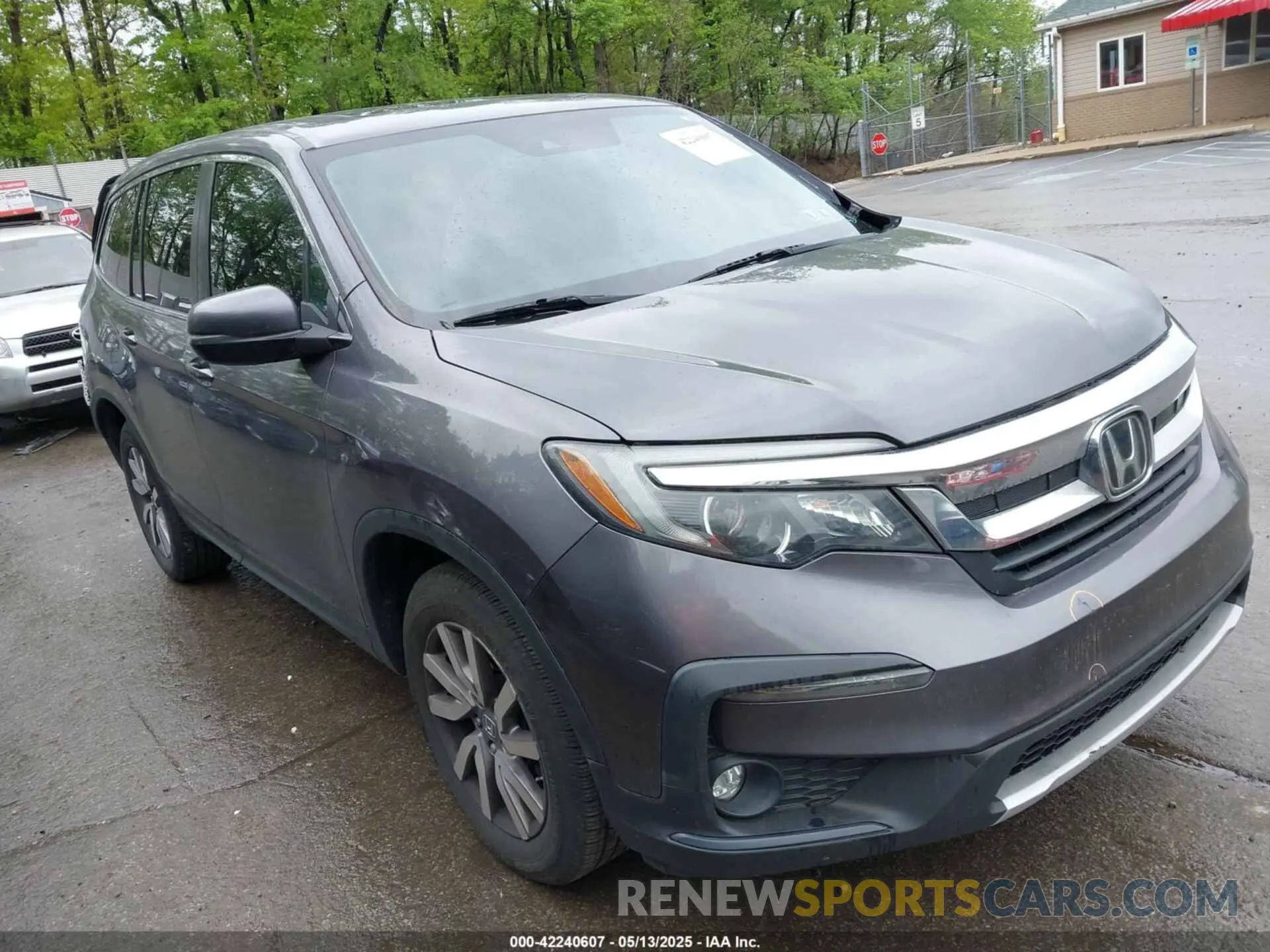 1 Photograph of a damaged car 5FNYF5H55NB006660 HONDA PILOT 2022