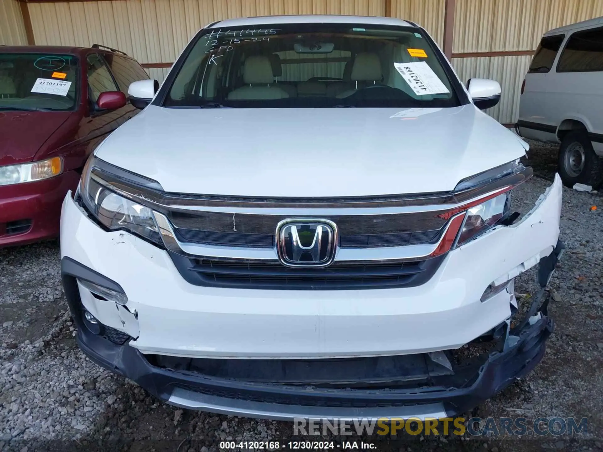 12 Photograph of a damaged car 5FNYF5H56NB011849 HONDA PILOT 2022