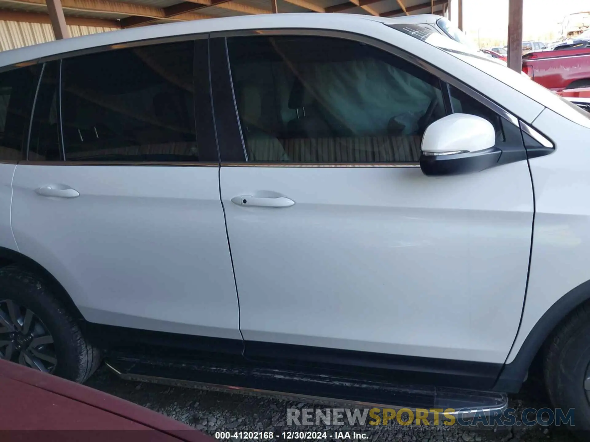 13 Photograph of a damaged car 5FNYF5H56NB011849 HONDA PILOT 2022
