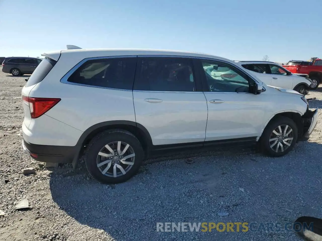 3 Photograph of a damaged car 5FNYF5H57NB008555 HONDA PILOT 2022