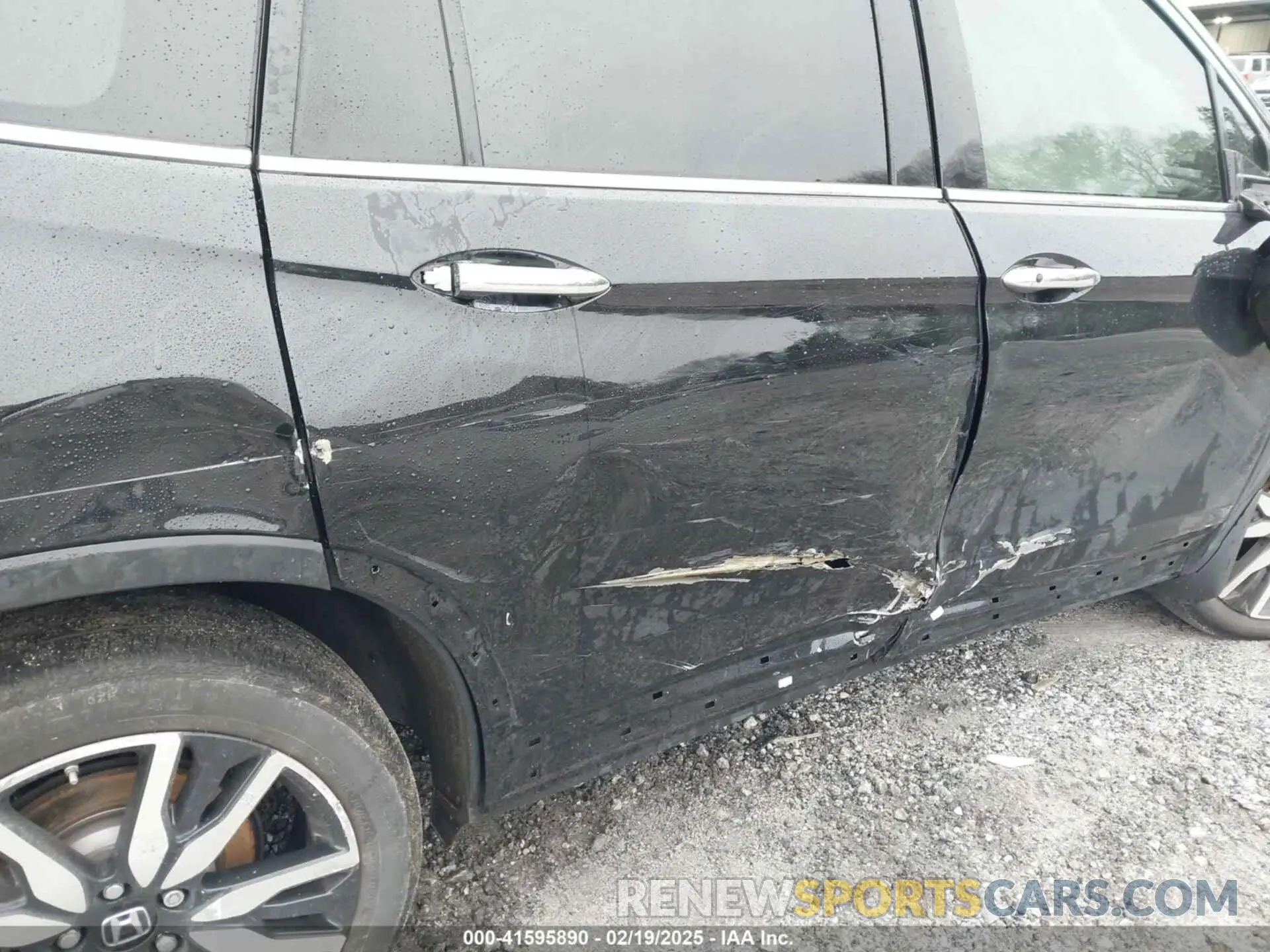 6 Photograph of a damaged car 5FNYF5H61NB013372 HONDA PILOT 2022