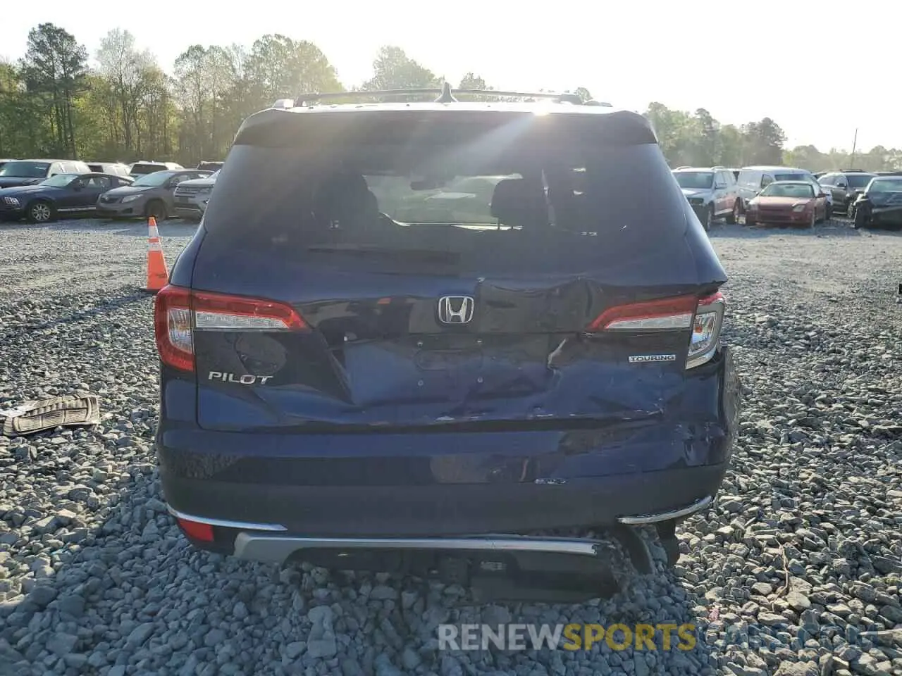 6 Photograph of a damaged car 5FNYF5H64NB017528 HONDA PILOT 2022