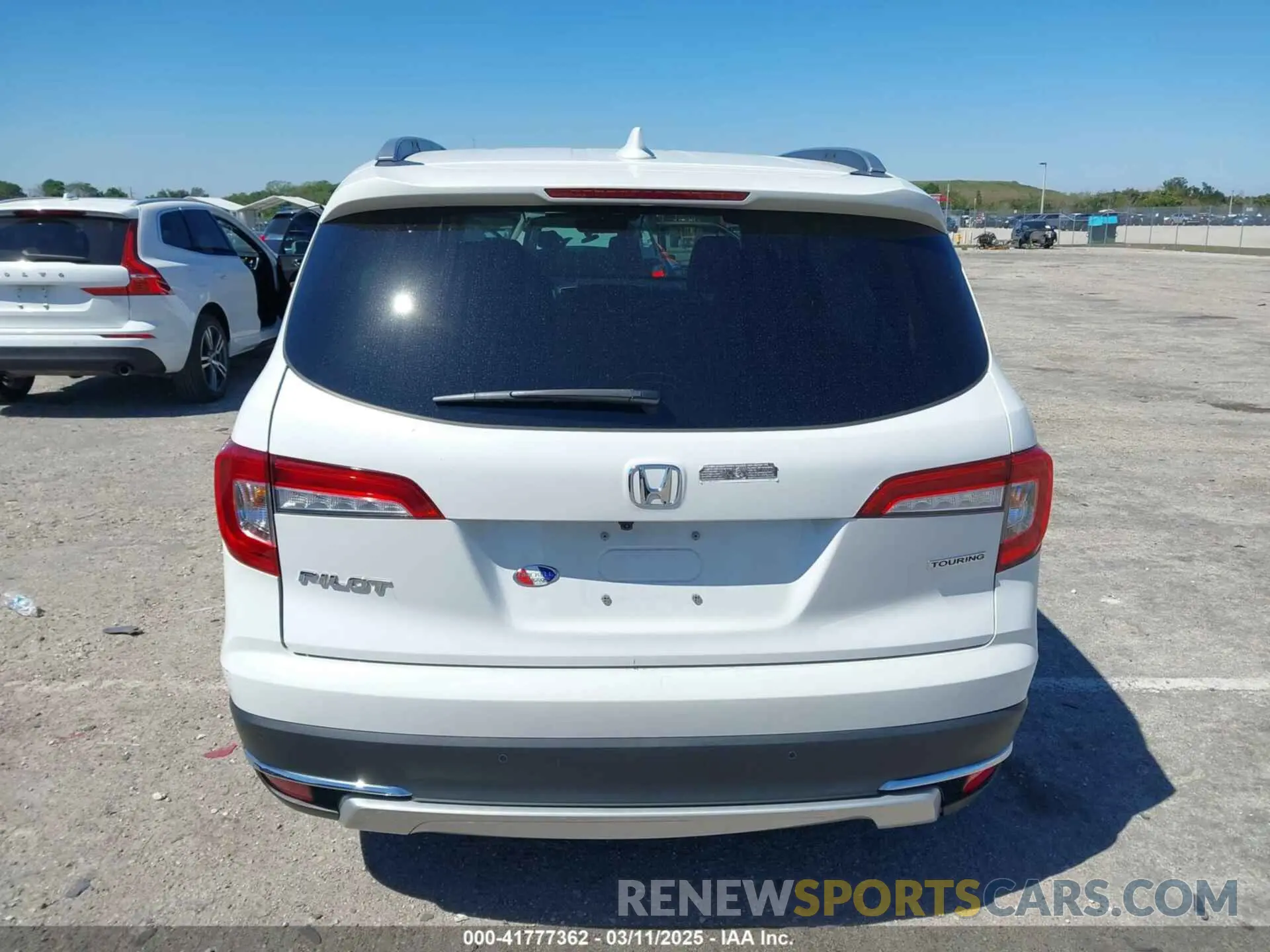 15 Photograph of a damaged car 5FNYF5H66NB034248 HONDA PILOT 2022