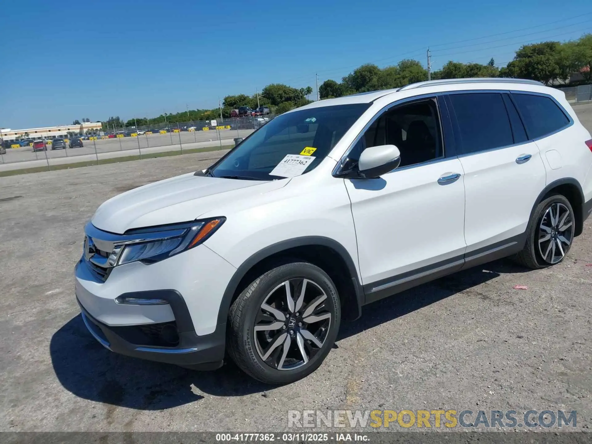 2 Photograph of a damaged car 5FNYF5H66NB034248 HONDA PILOT 2022