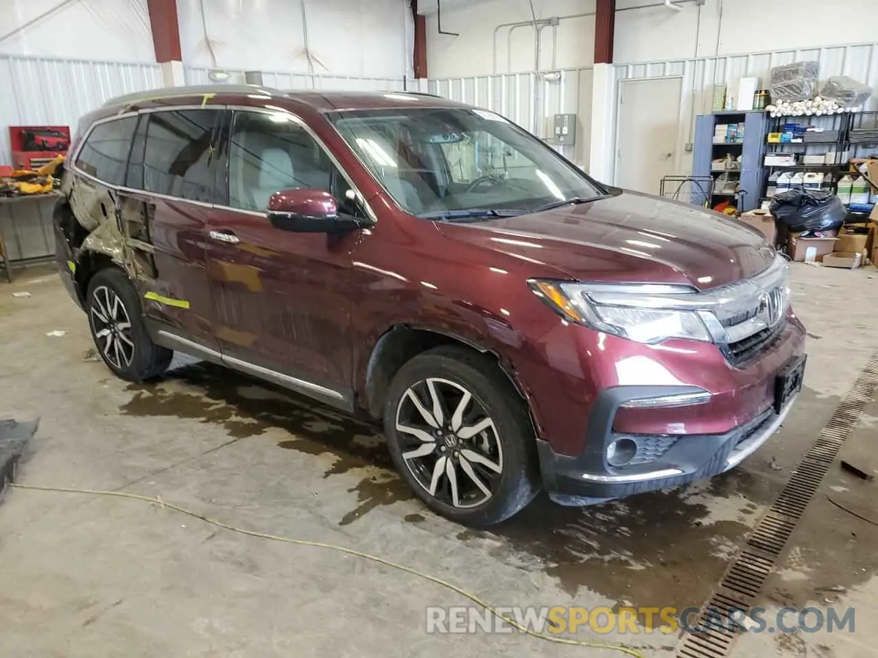 4 Photograph of a damaged car 5FNYF6H03NB072313 HONDA PILOT 2022