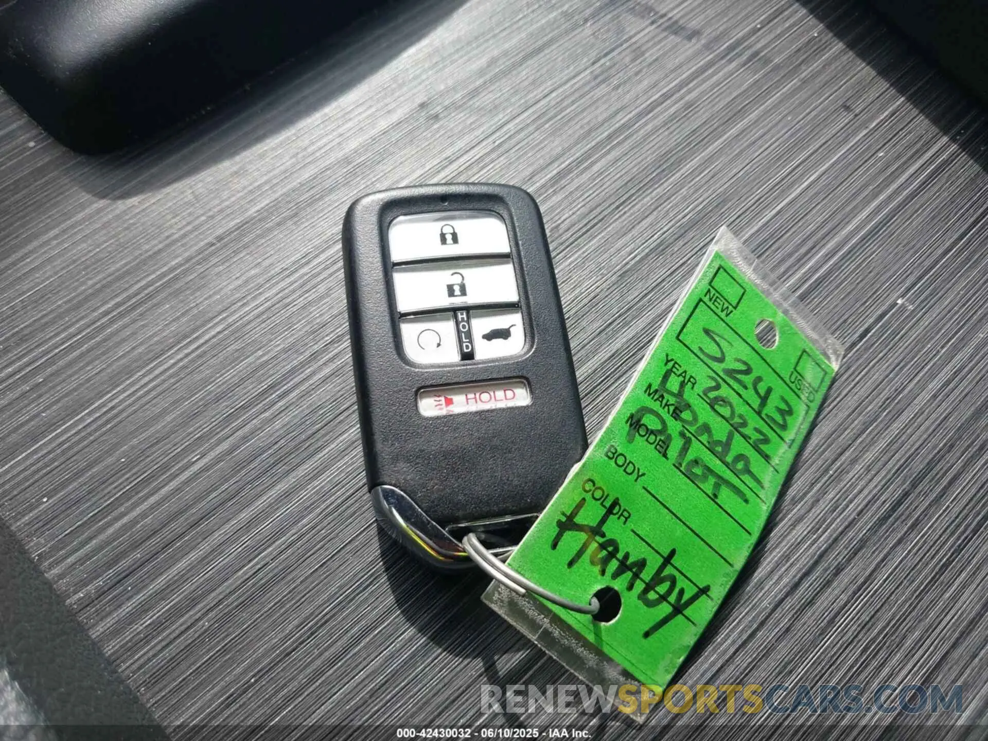11 Photograph of a damaged car 5FNYF6H04NB025212 HONDA PILOT 2022
