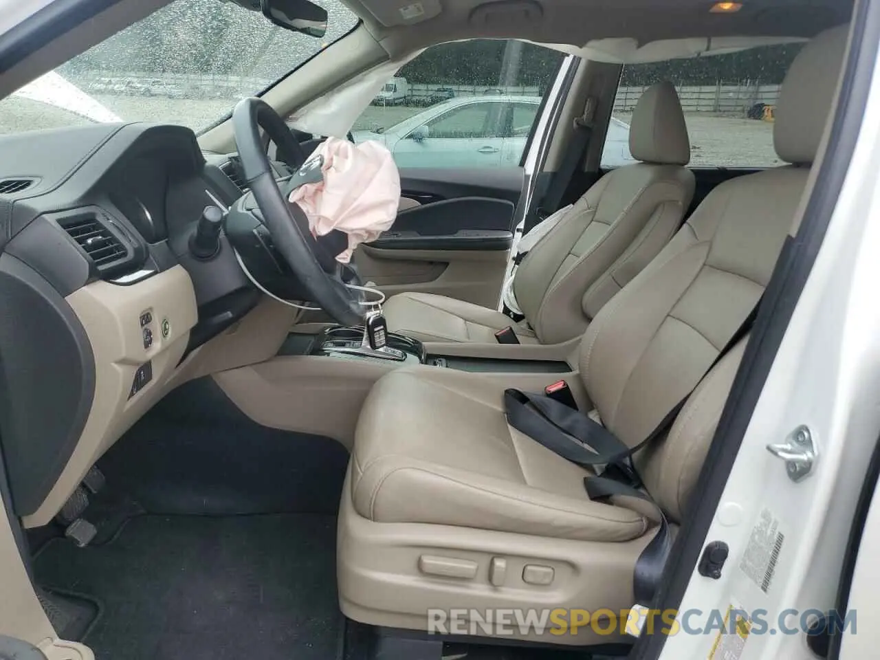 7 Photograph of a damaged car 5FNYF6H05NB011920 HONDA PILOT 2022