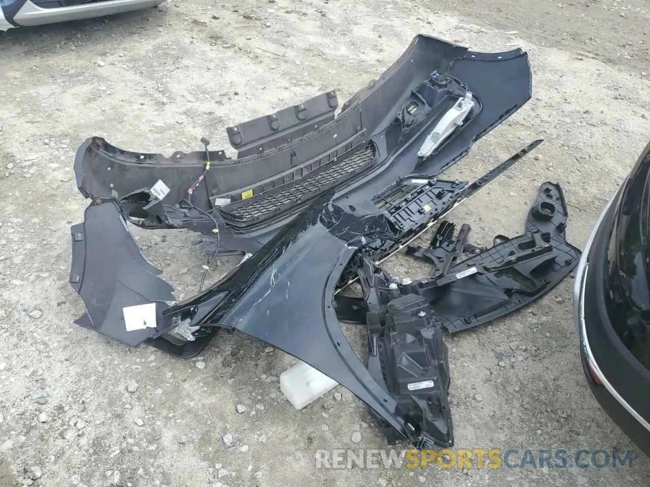 13 Photograph of a damaged car 5FNYF6H06NB001882 HONDA PILOT 2022
