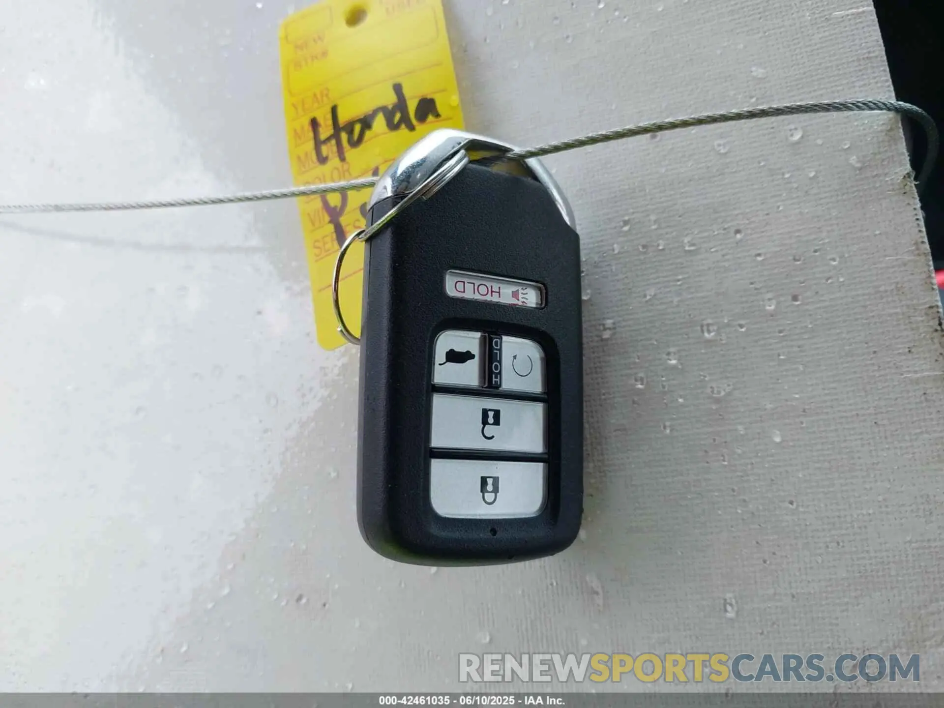 11 Photograph of a damaged car 5FNYF6H06NB061838 HONDA PILOT 2022