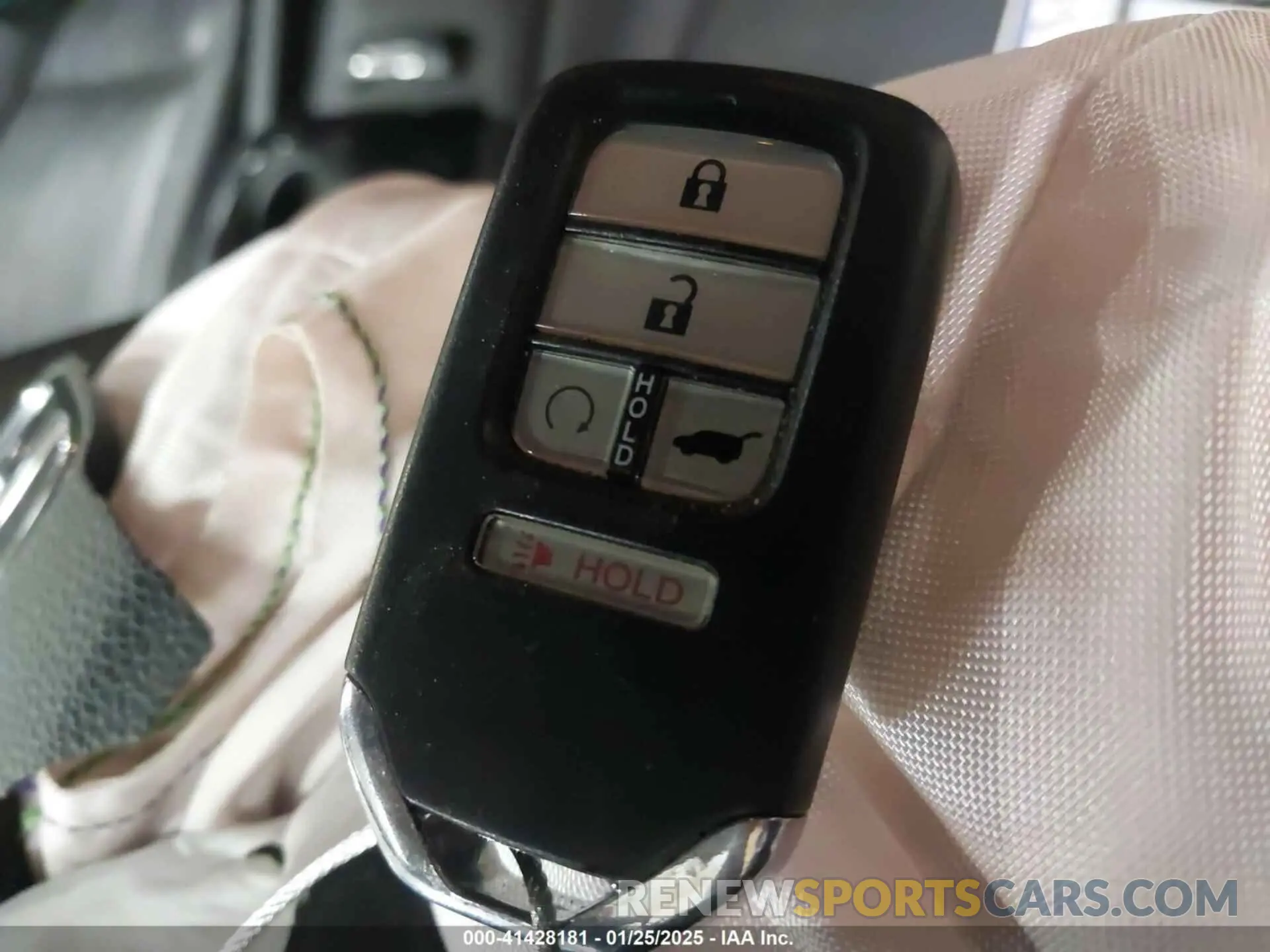 11 Photograph of a damaged car 5FNYF6H07NB093519 HONDA PILOT 2022
