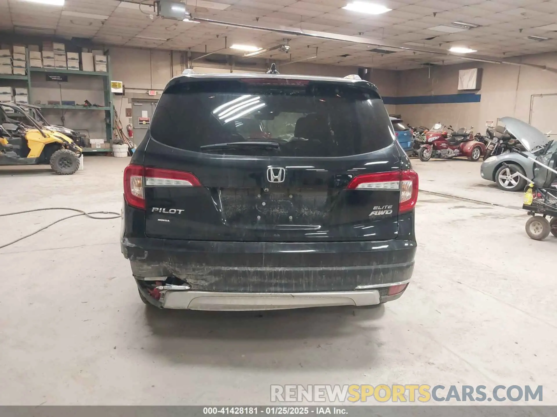 16 Photograph of a damaged car 5FNYF6H07NB093519 HONDA PILOT 2022