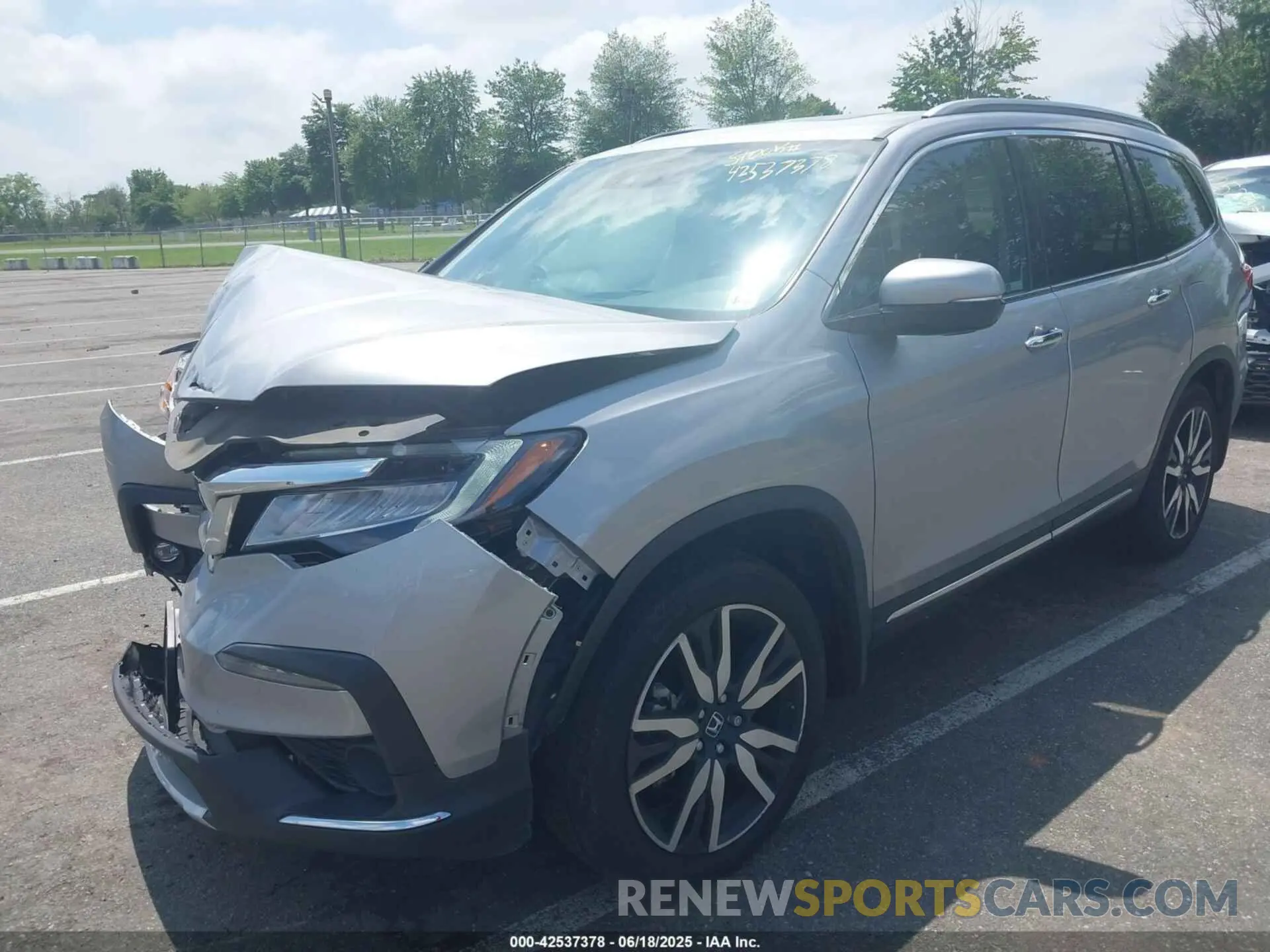 2 Photograph of a damaged car 5FNYF6H08NB030669 HONDA PILOT 2022