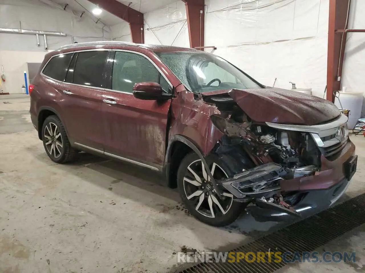 4 Photograph of a damaged car 5FNYF6H09NB072333 HONDA PILOT 2022