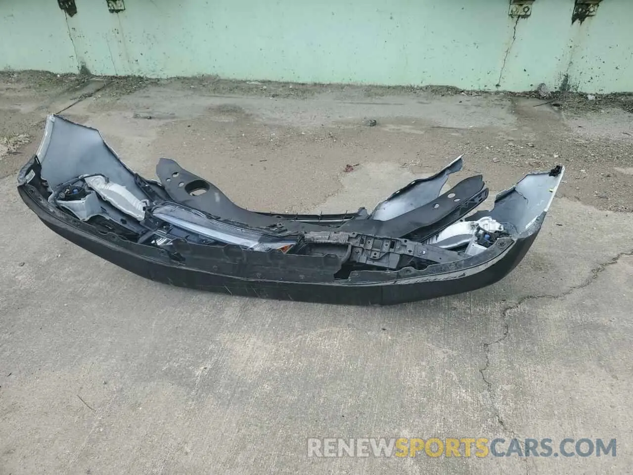 13 Photograph of a damaged car 5FNYF6H20NB003323 HONDA PILOT 2022