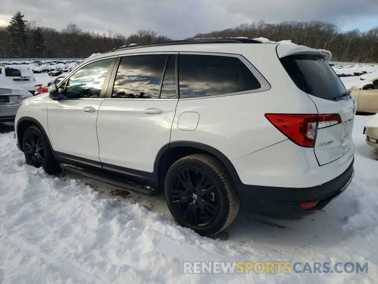 2 Photograph of a damaged car 5FNYF6H20NB055017 HONDA PILOT 2022