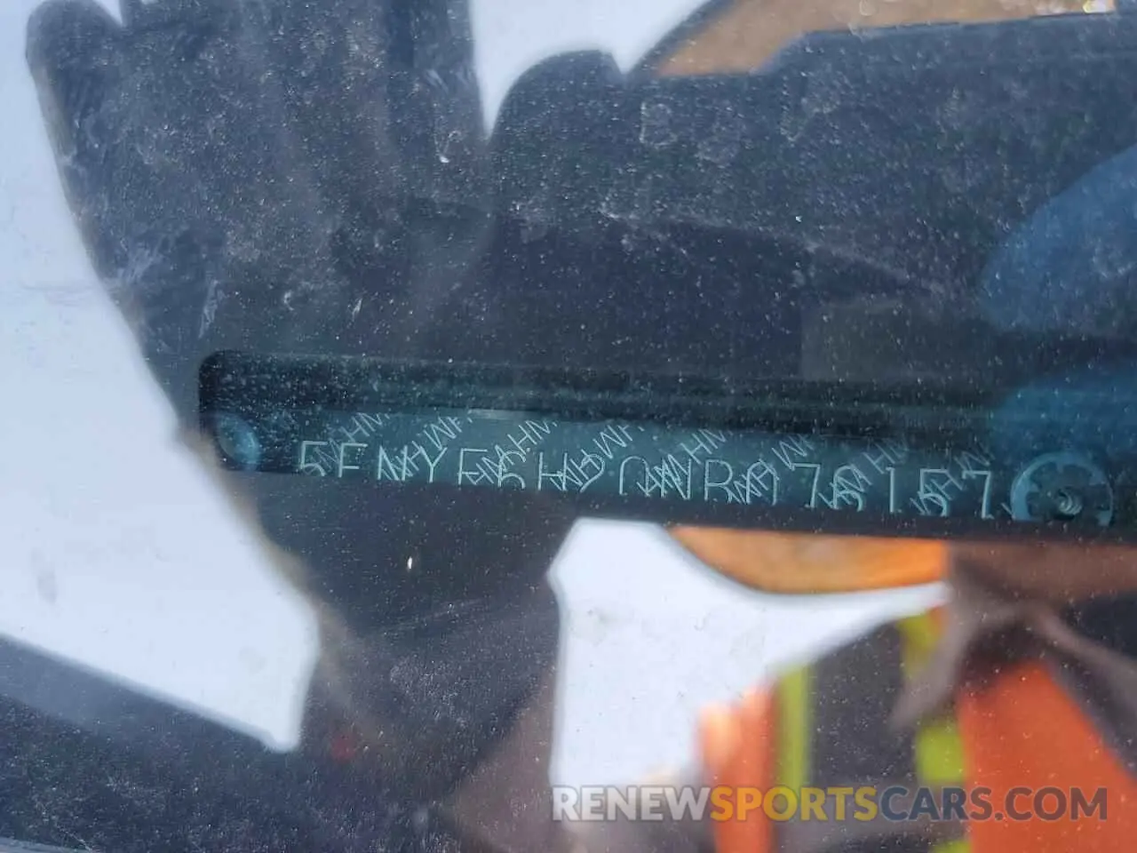 13 Photograph of a damaged car 5FNYF6H20NB076157 HONDA PILOT 2022