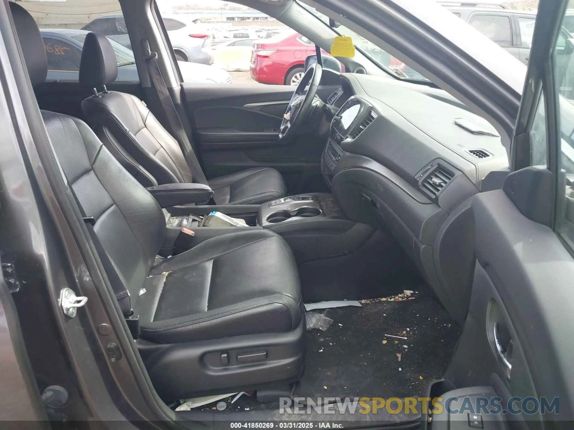 5 Photograph of a damaged car 5FNYF6H21NB053759 HONDA PILOT 2022