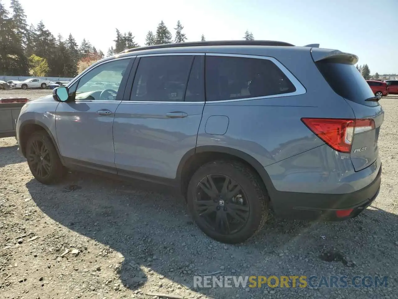 2 Photograph of a damaged car 5FNYF6H22NB051275 HONDA PILOT 2022