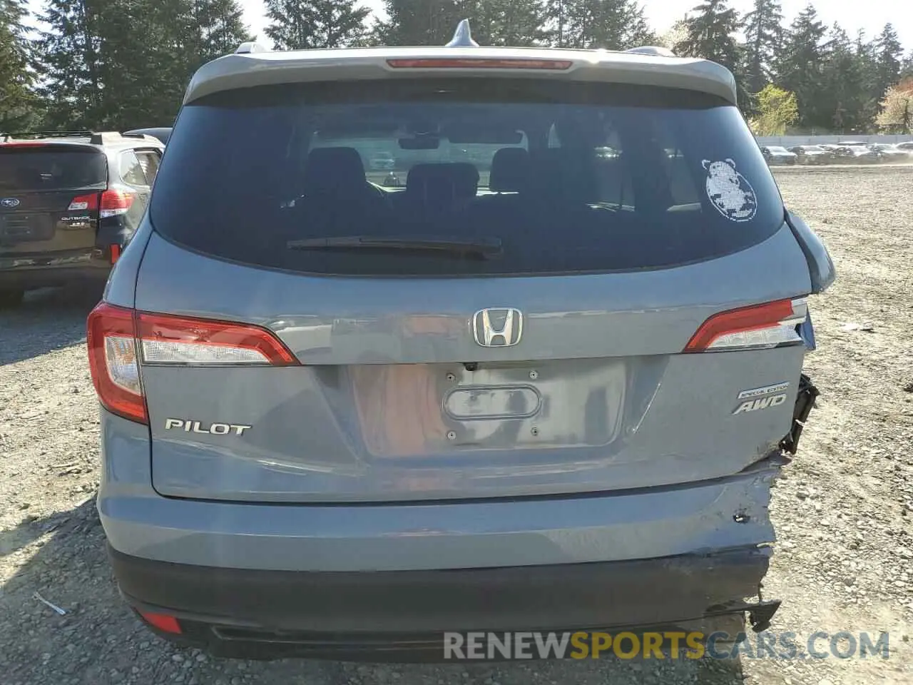 6 Photograph of a damaged car 5FNYF6H22NB051275 HONDA PILOT 2022