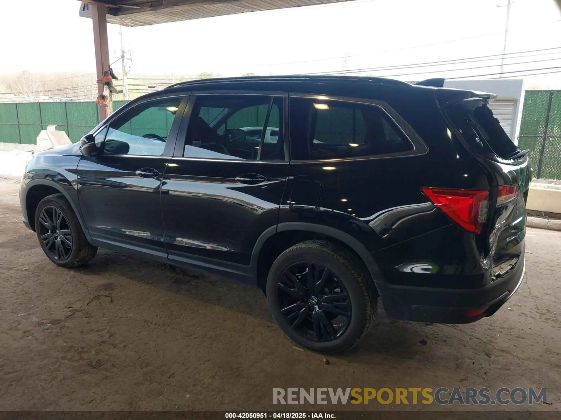 3 Photograph of a damaged car 5FNYF6H23NB050829 HONDA PILOT 2022