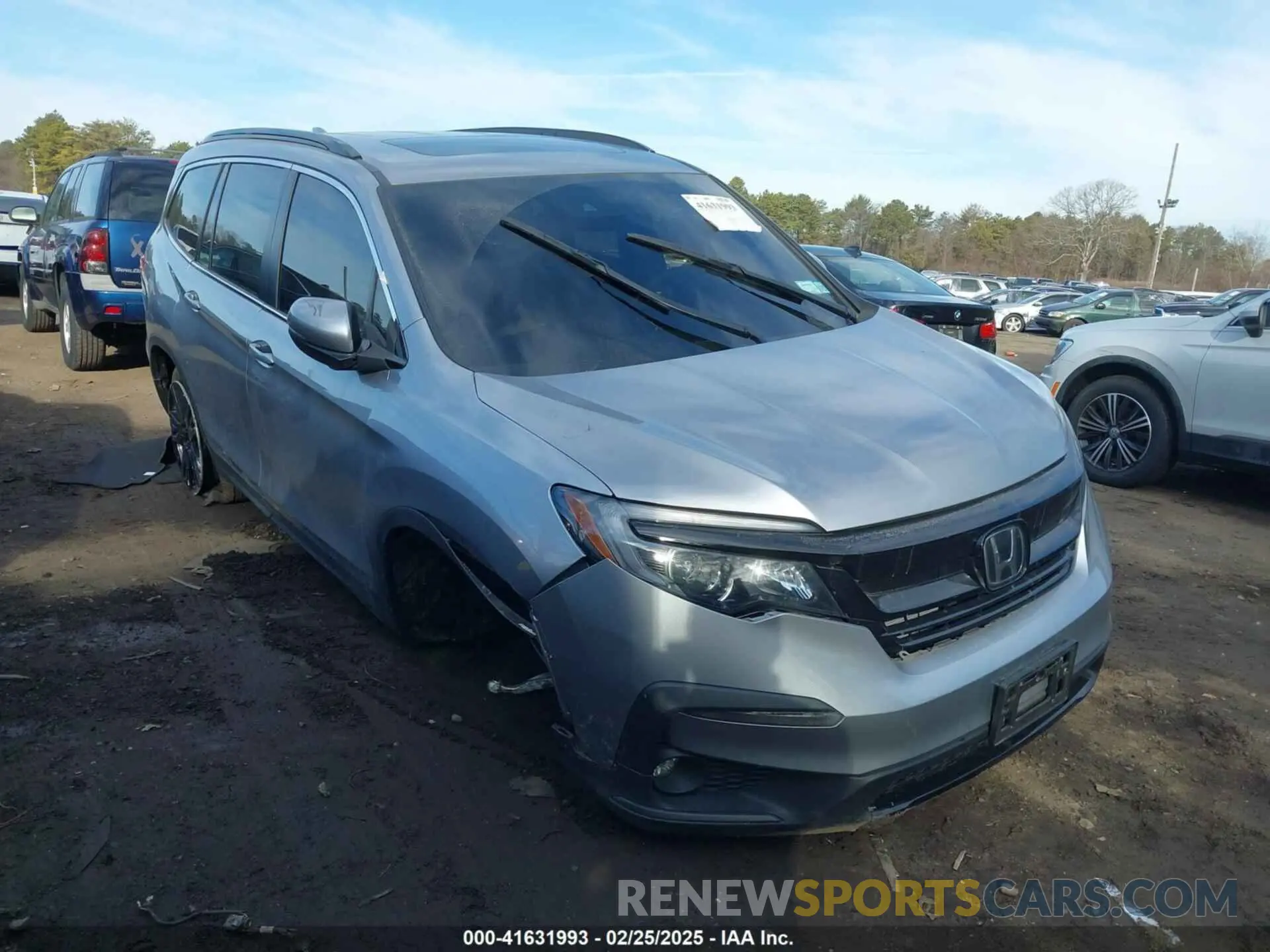 1 Photograph of a damaged car 5FNYF6H24NB062410 HONDA PILOT 2022
