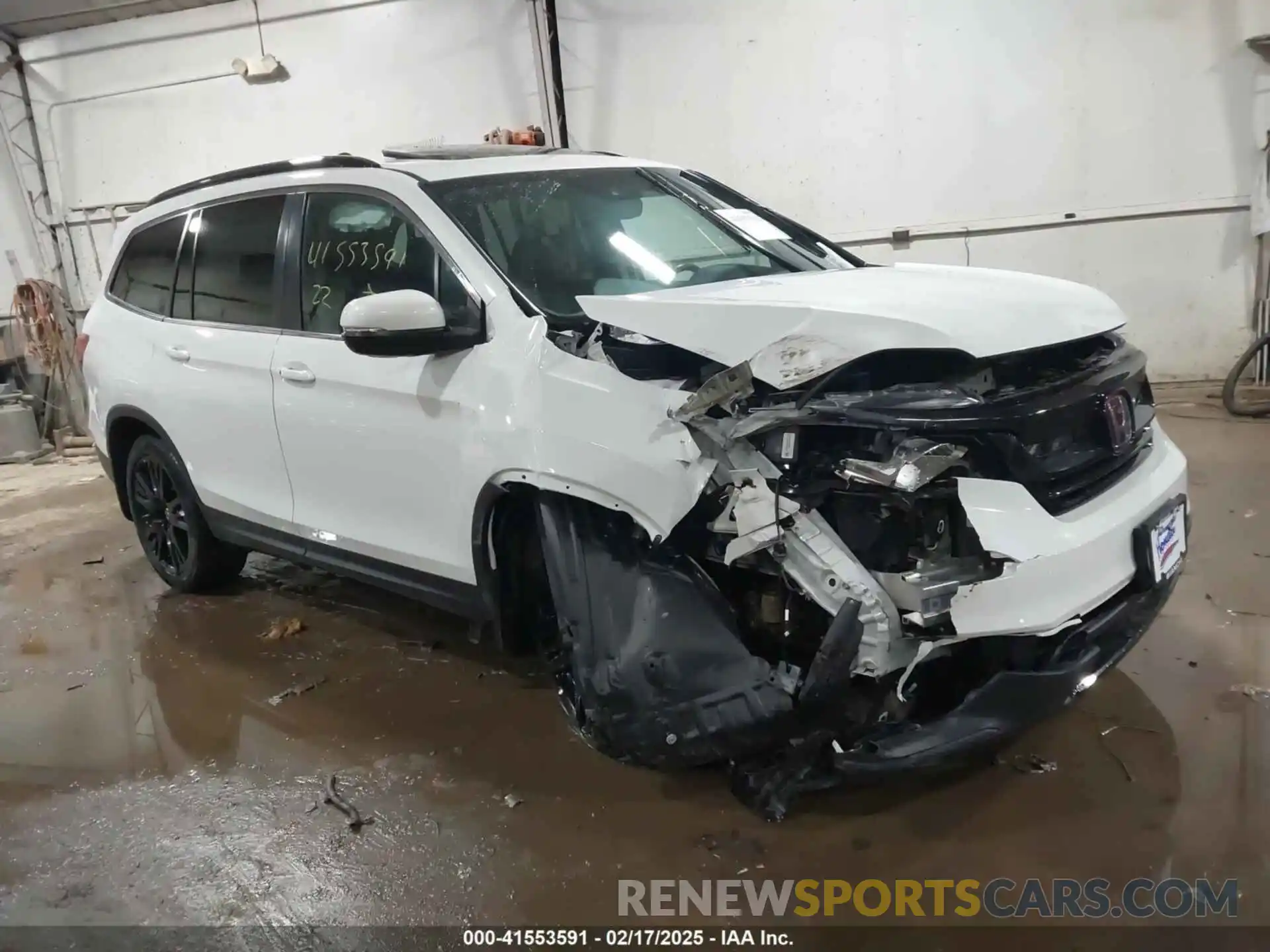 1 Photograph of a damaged car 5FNYF6H24NB071351 HONDA PILOT 2022