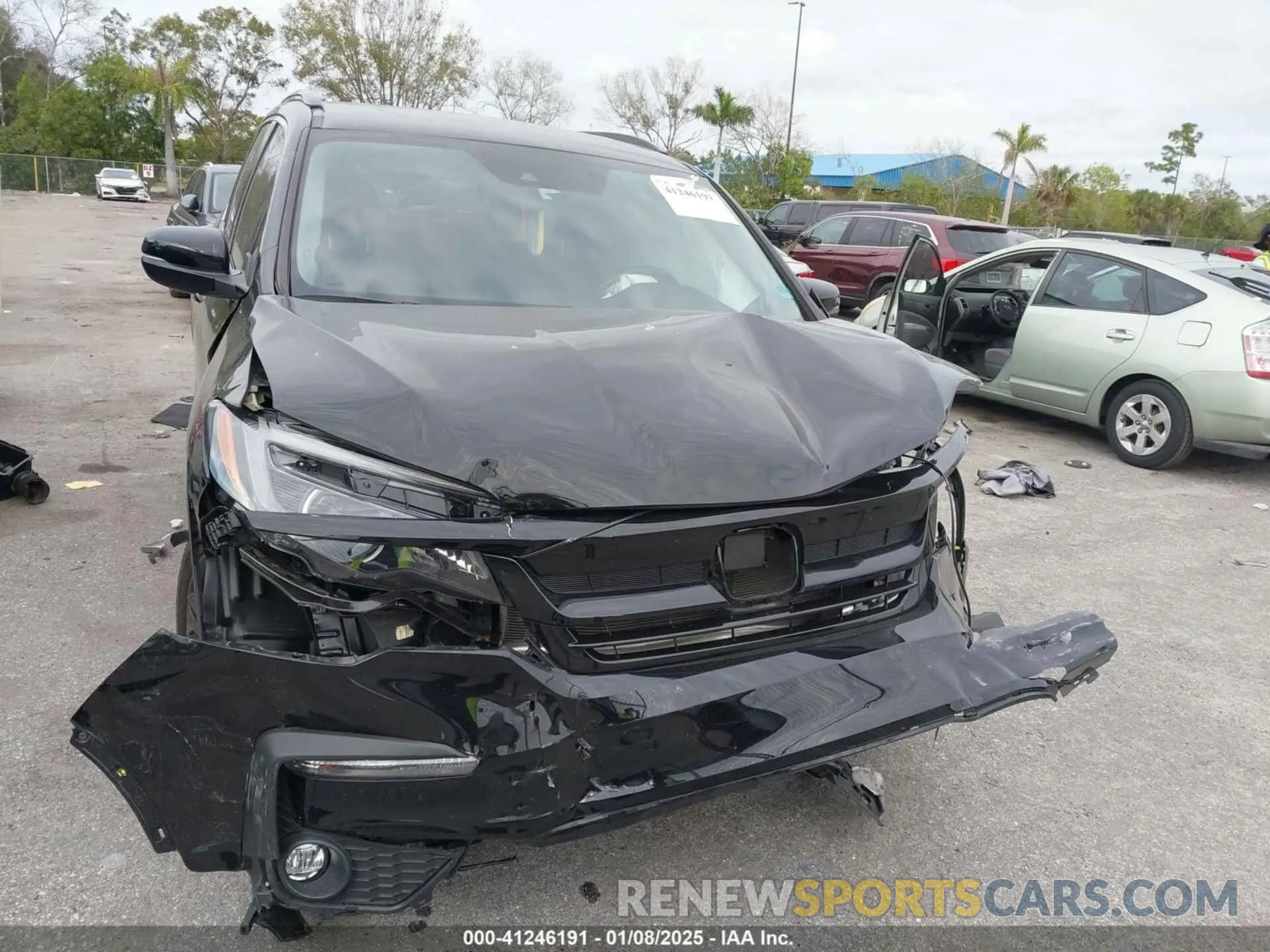 12 Photograph of a damaged car 5FNYF6H24NB098940 HONDA PILOT 2022
