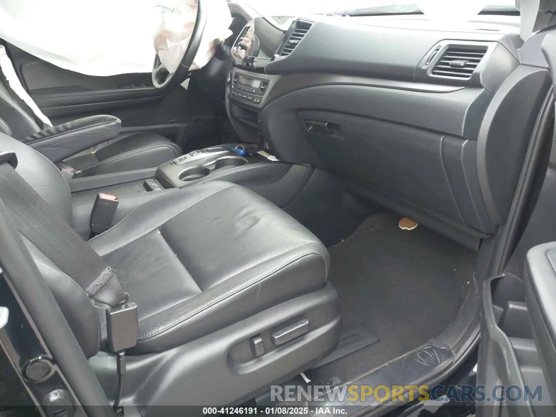 5 Photograph of a damaged car 5FNYF6H24NB098940 HONDA PILOT 2022