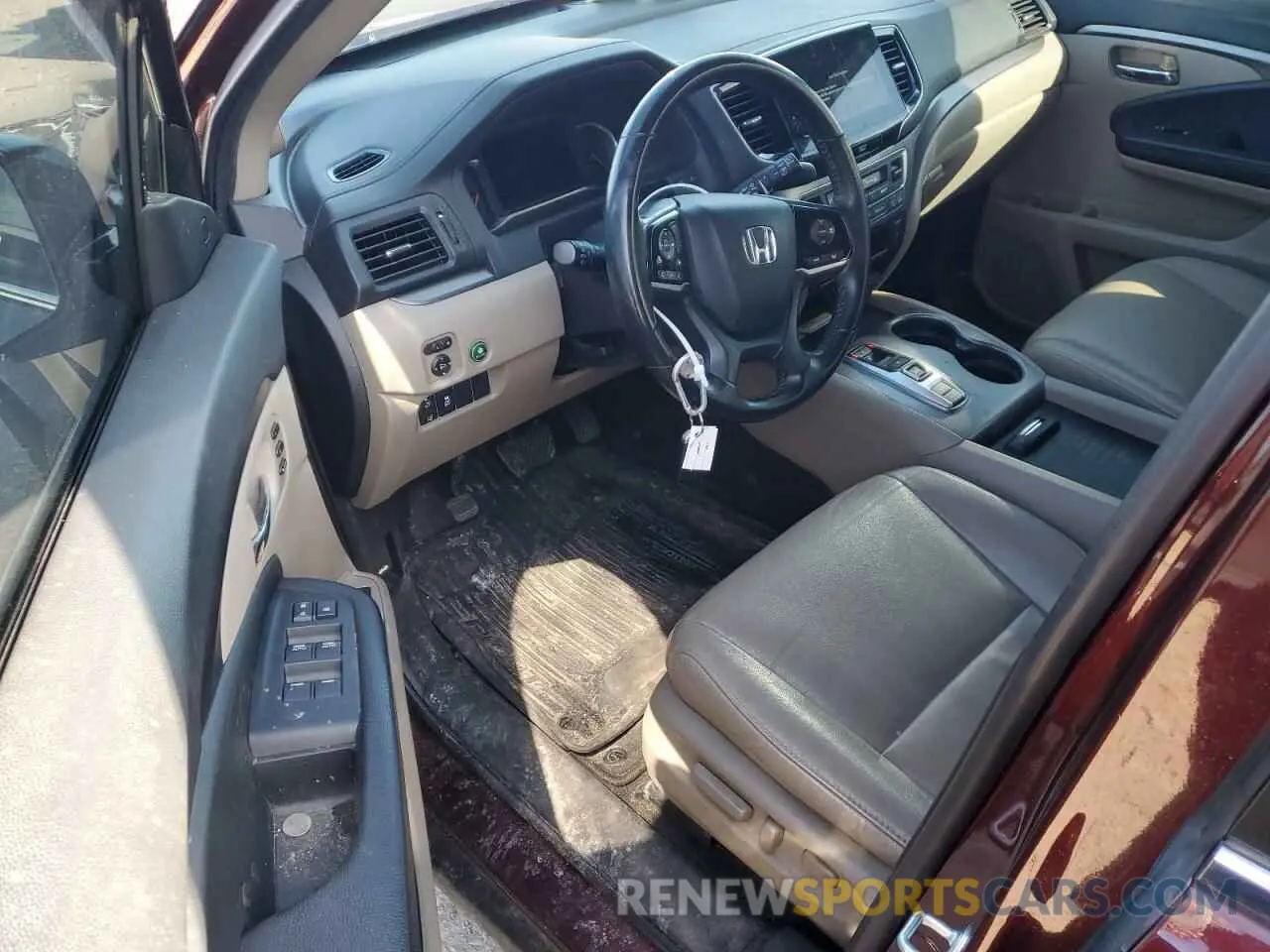 8 Photograph of a damaged car 5FNYF6H25NB033756 HONDA PILOT 2022