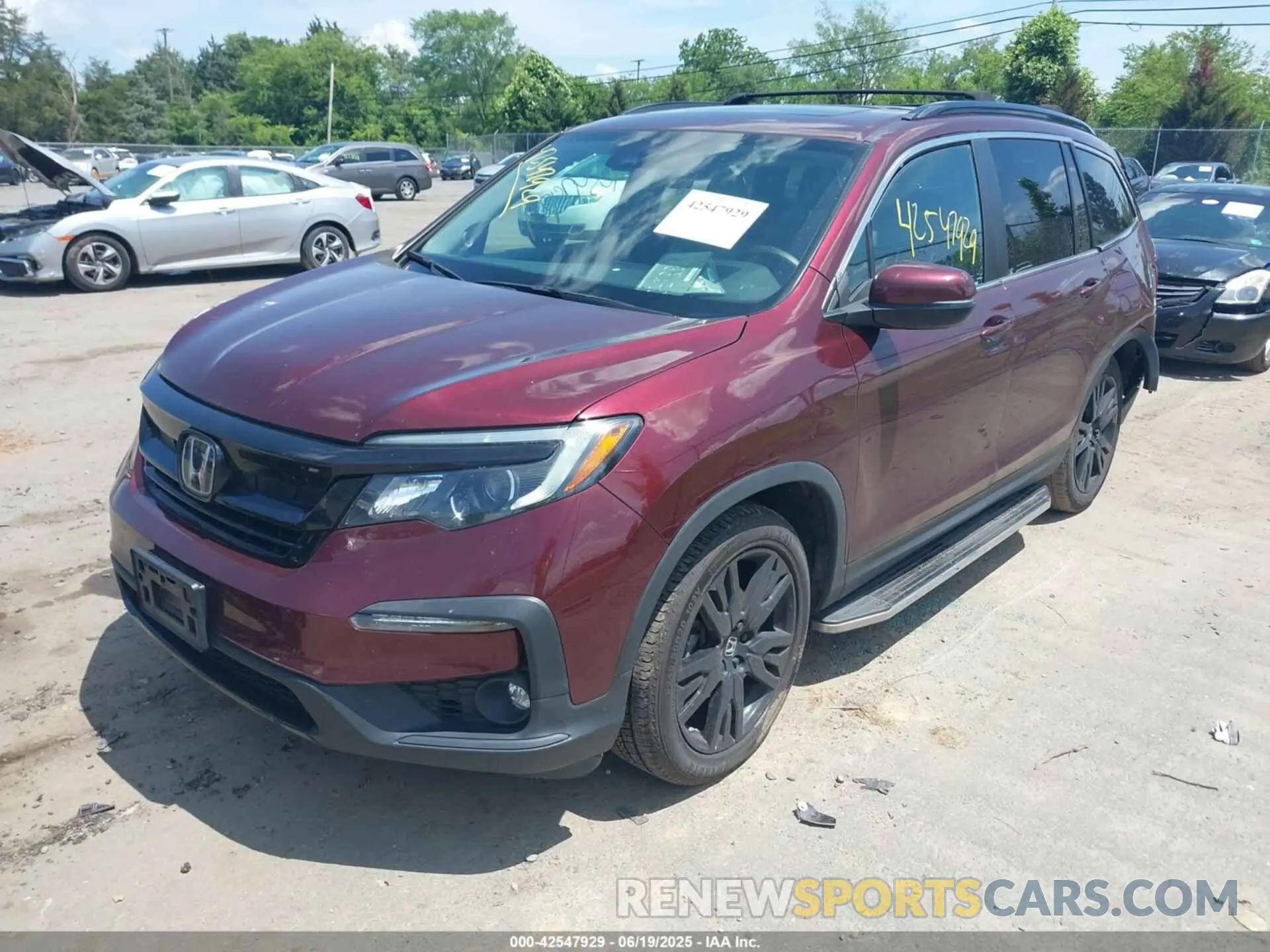 2 Photograph of a damaged car 5FNYF6H25NB043073 HONDA PILOT 2022