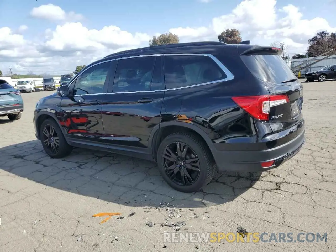 2 Photograph of a damaged car 5FNYF6H25NB055899 HONDA PILOT 2022