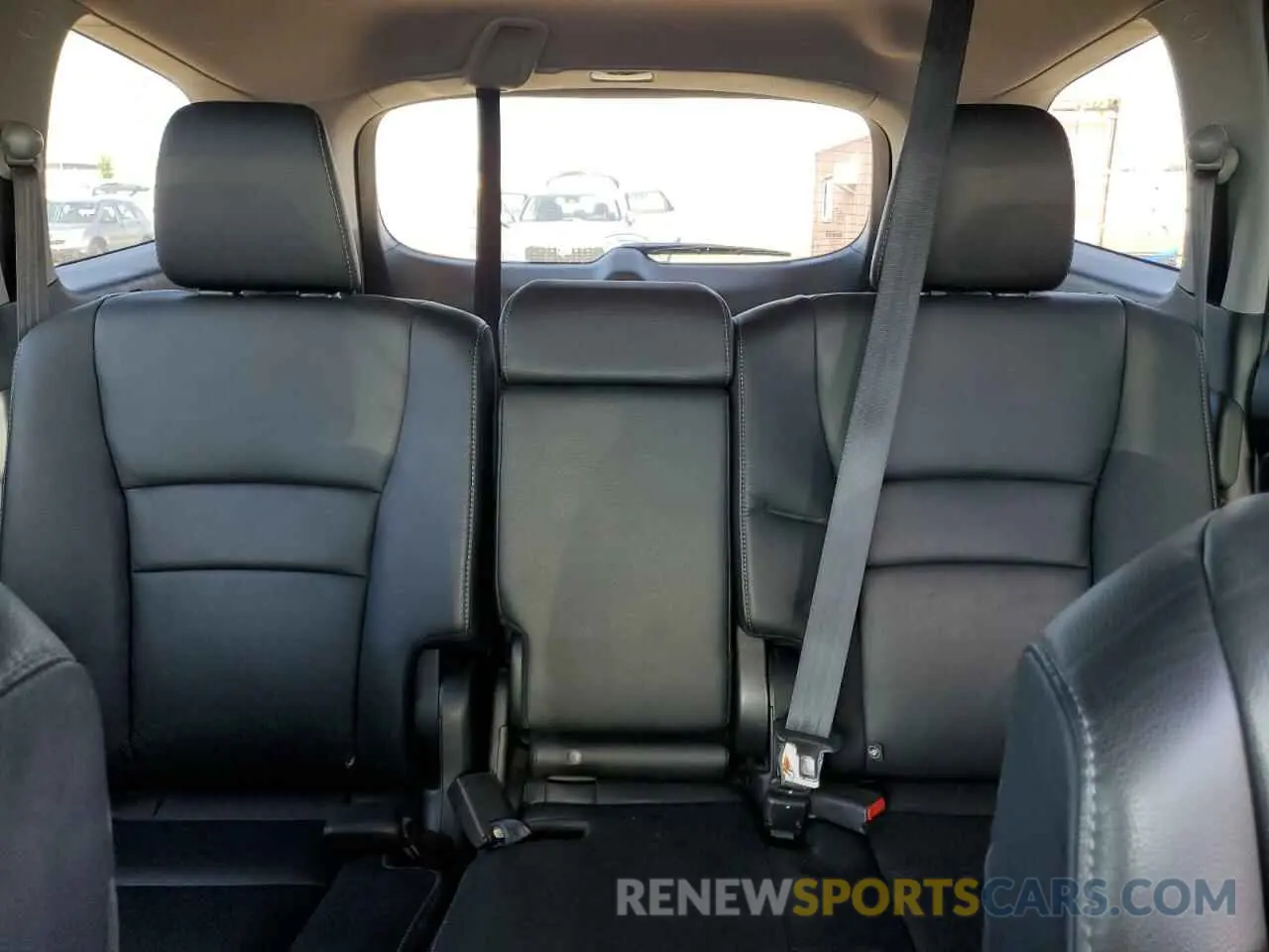 10 Photograph of a damaged car 5FNYF6H25NB078017 HONDA PILOT 2022