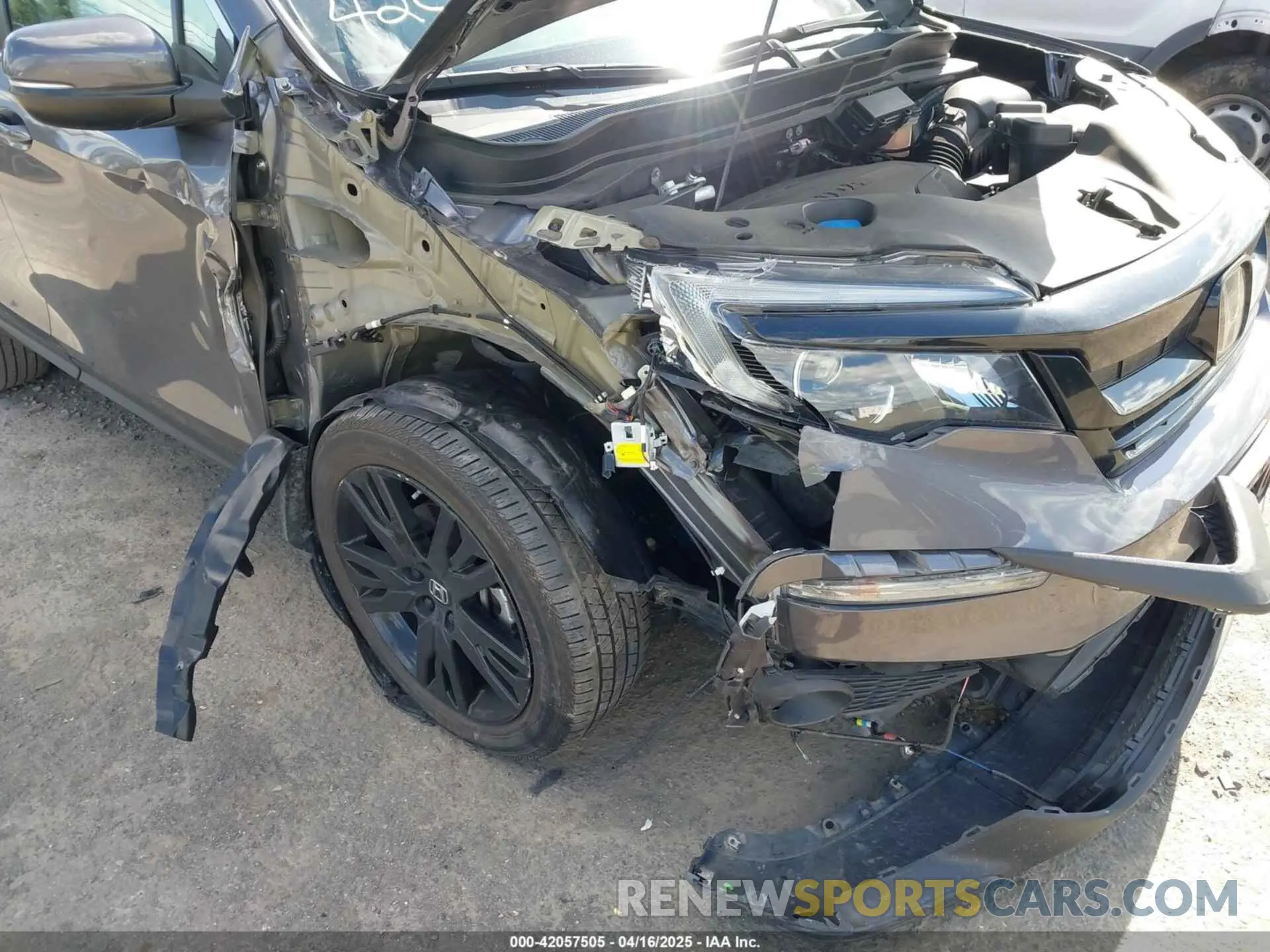 6 Photograph of a damaged car 5FNYF6H25NB096680 HONDA PILOT 2022