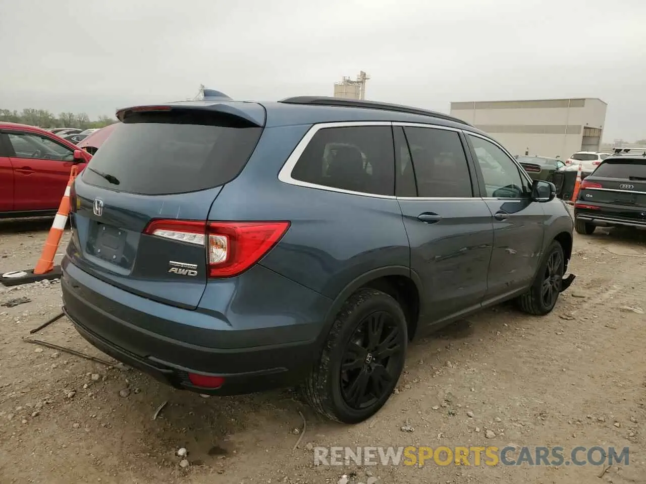 3 Photograph of a damaged car 5FNYF6H27NB033838 HONDA PILOT 2022
