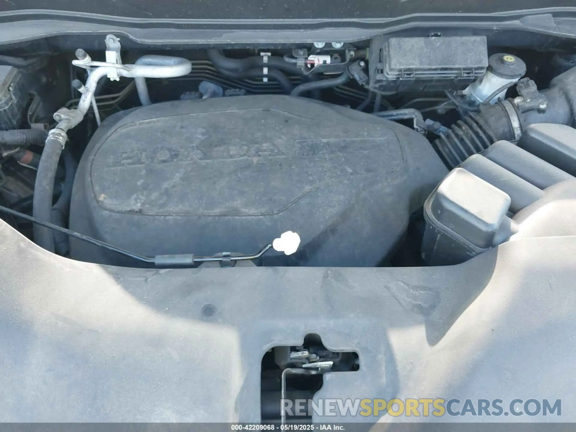 10 Photograph of a damaged car 5FNYF6H28NB014117 HONDA PILOT 2022