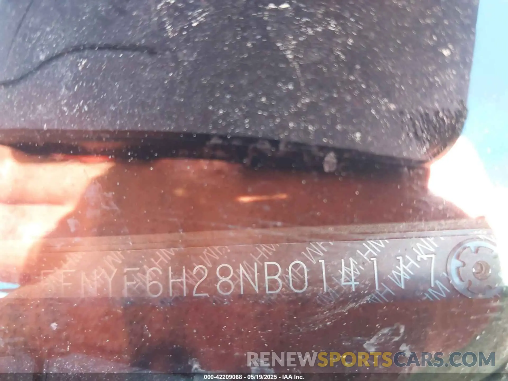 17 Photograph of a damaged car 5FNYF6H28NB014117 HONDA PILOT 2022