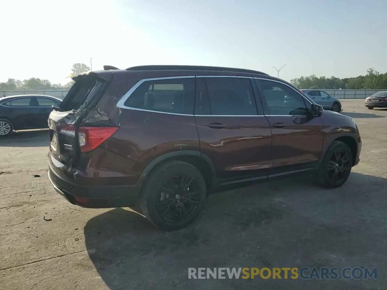3 Photograph of a damaged car 5FNYF6H28NB074950 HONDA PILOT 2022