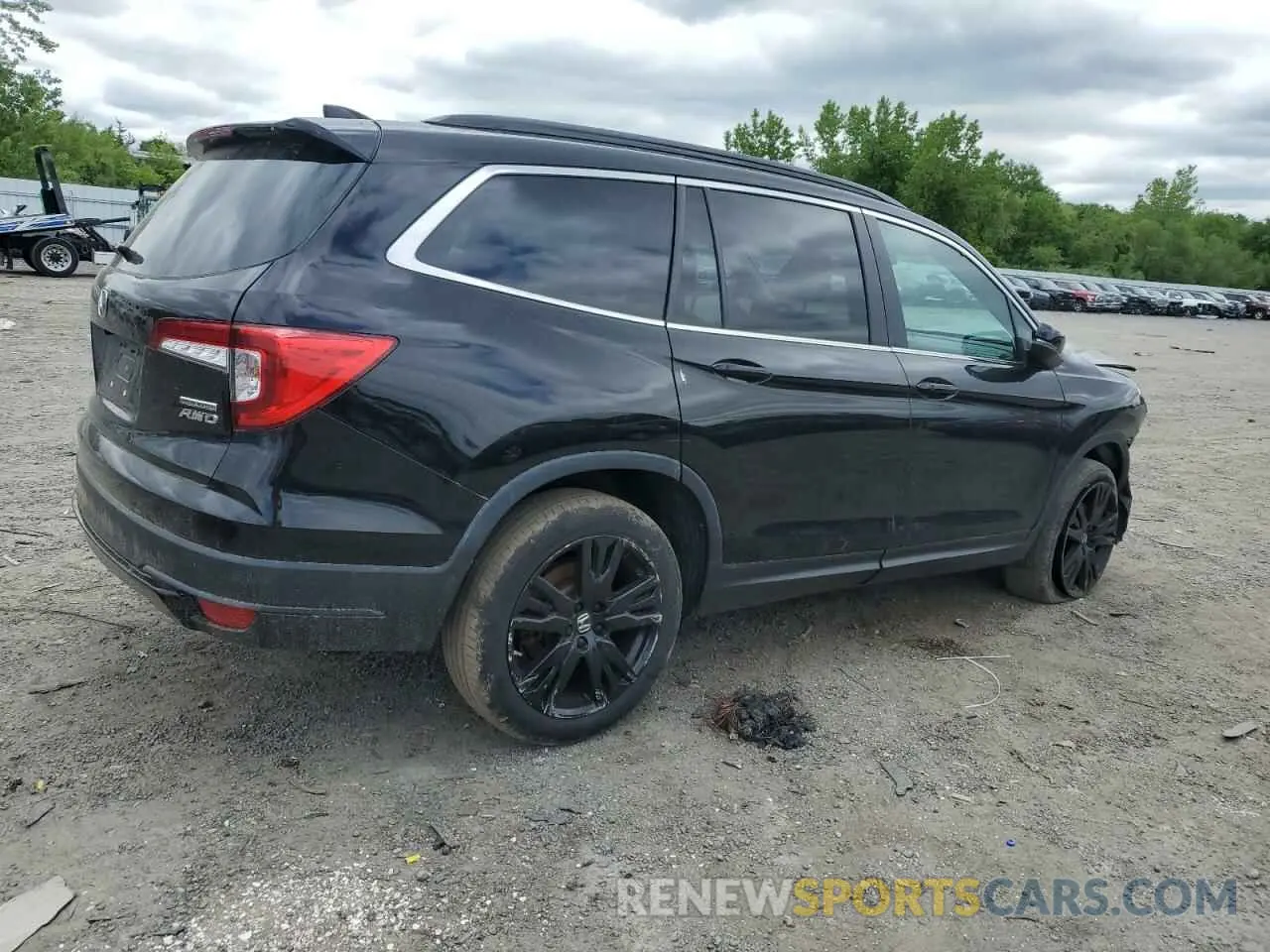 3 Photograph of a damaged car 5FNYF6H28NB075113 HONDA PILOT 2022