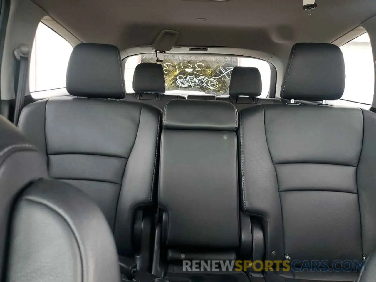 10 Photograph of a damaged car 5FNYF6H29NB054366 HONDA PILOT 2022