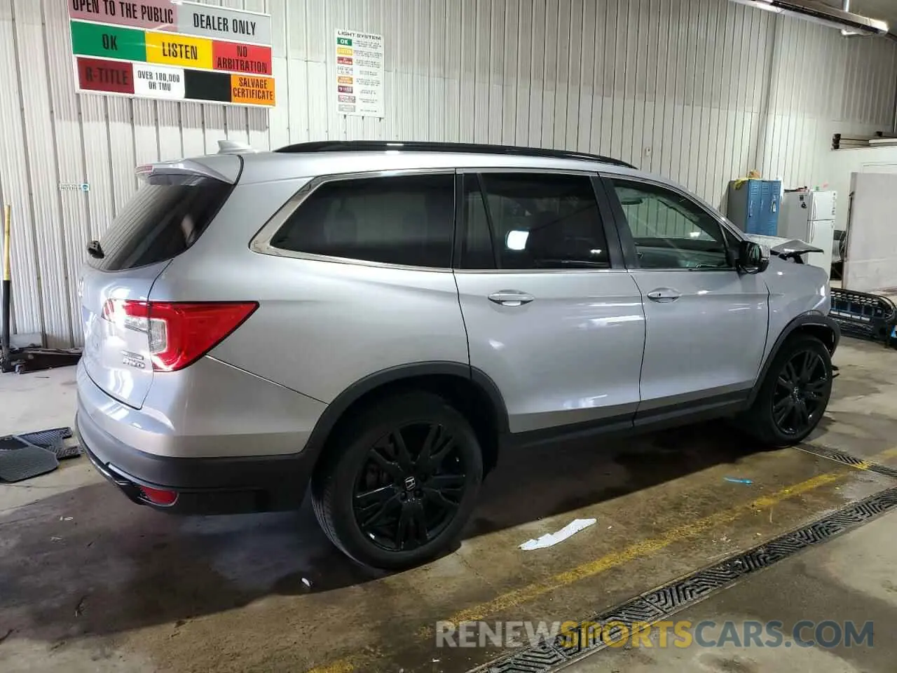 3 Photograph of a damaged car 5FNYF6H29NB101363 HONDA PILOT 2022