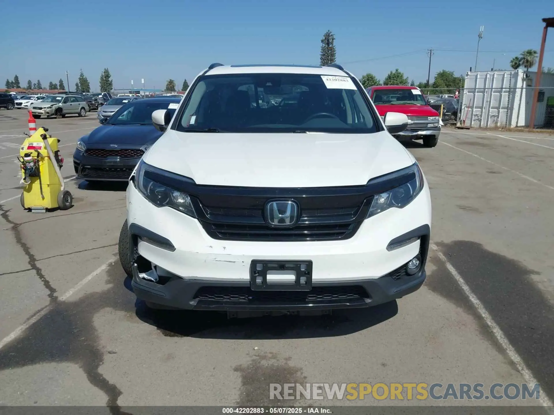 13 Photograph of a damaged car 5FNYF6H2XNB060029 HONDA PILOT 2022