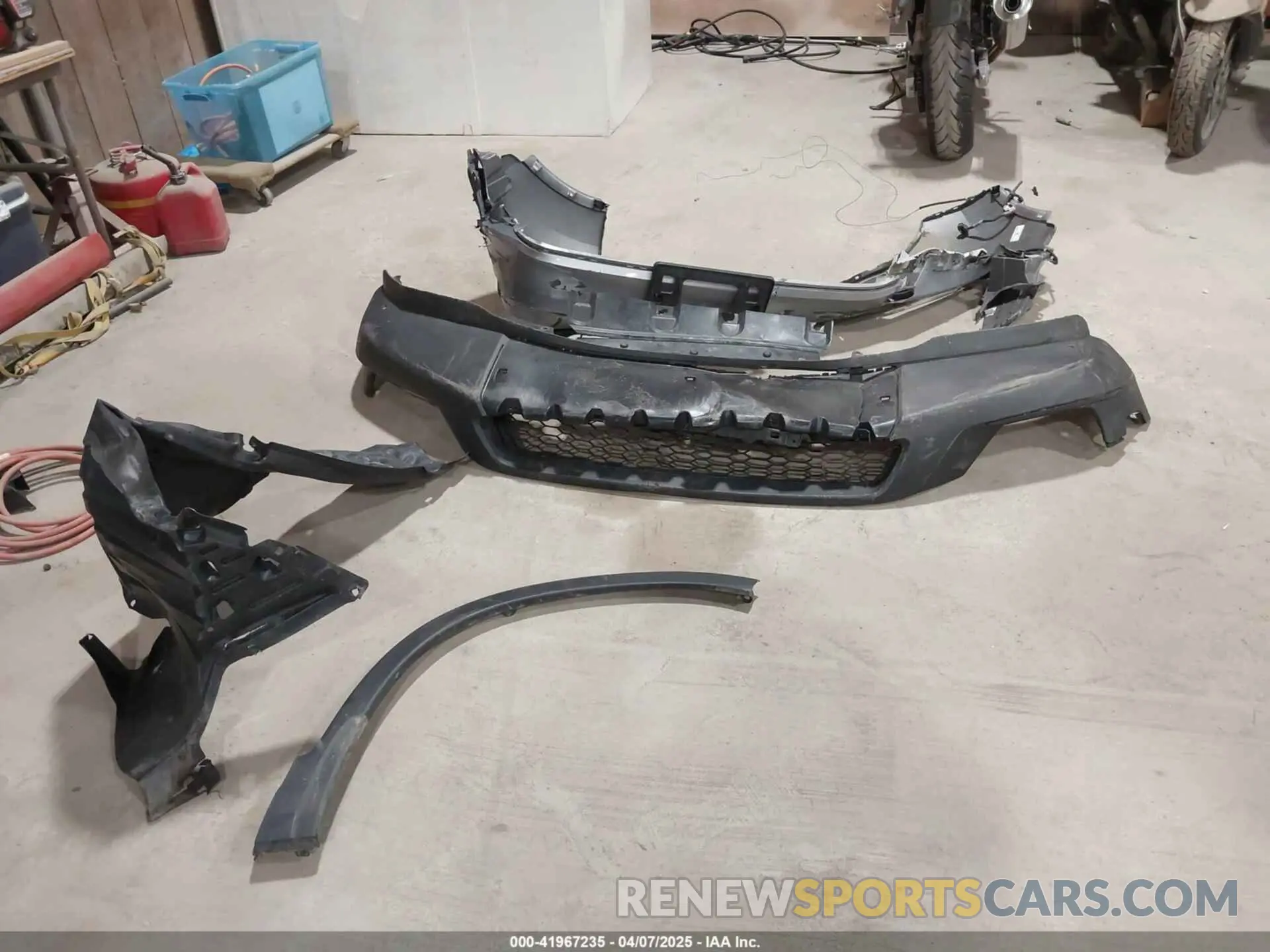 12 Photograph of a damaged car 5FNYF6H32NB068845 HONDA PILOT 2022