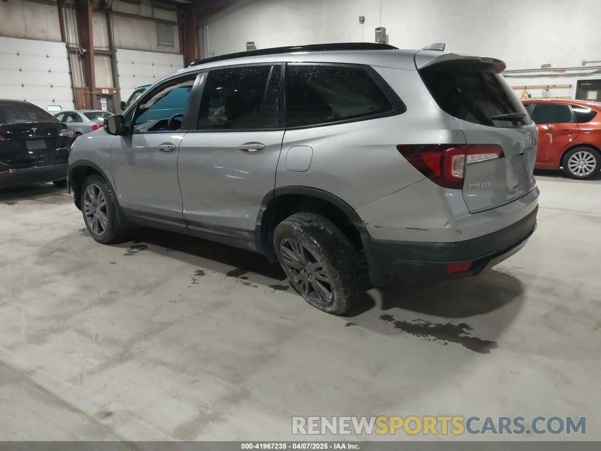 3 Photograph of a damaged car 5FNYF6H32NB068845 HONDA PILOT 2022